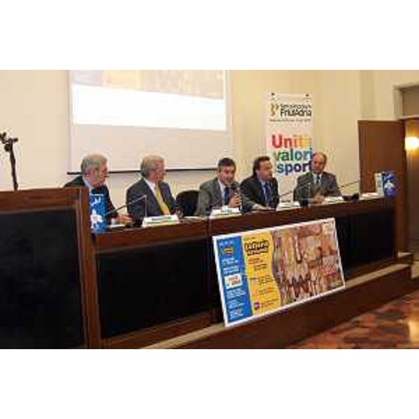 Relatori alla presentazione della Lotteria Nazionale abbinata all'EYOF 2005 (Udine, 09/05/05)