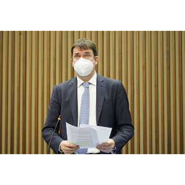 Andrea Ussai (M5S) - Andrea Ussai (M5S)