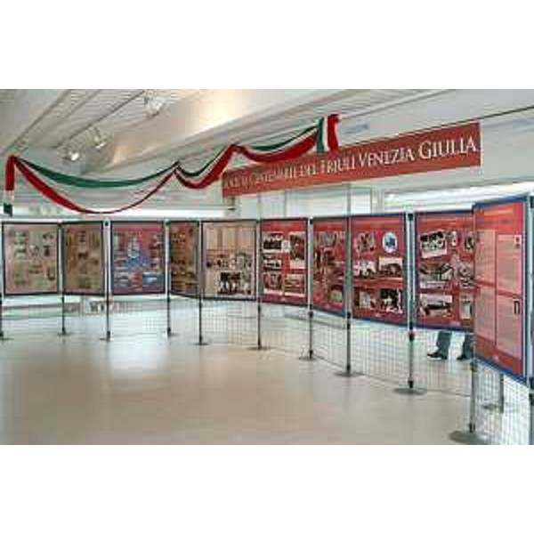 Mostra fotografica "Cent'anni di passione sportiva", iniziativa affiancata all'EYOF 2005 (Udine, 22/04/05)