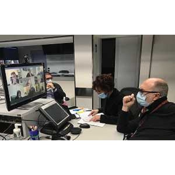 Il vicegovernatore con delega alla Salute del Friuli Venezia Giulia, Riccardo Riccardi, all'incontro in videoconferenza con l'assessore regionale all'Istruzione, Ricerca e Università, Alessia Rosolen, i rettori e i rappresentanti dell'Ufficio scolastico regionale. - Il vicegovernatore con delega alla Salute del Friuli Venezia Giulia, Riccardo Riccardi, all'incontro in videoconferenza con l'assessore regionale all'Istruzione, Ricerca e Università, Alessia Rosolen, i rettori e i rappresentanti dell'Ufficio scolastico regionale.
