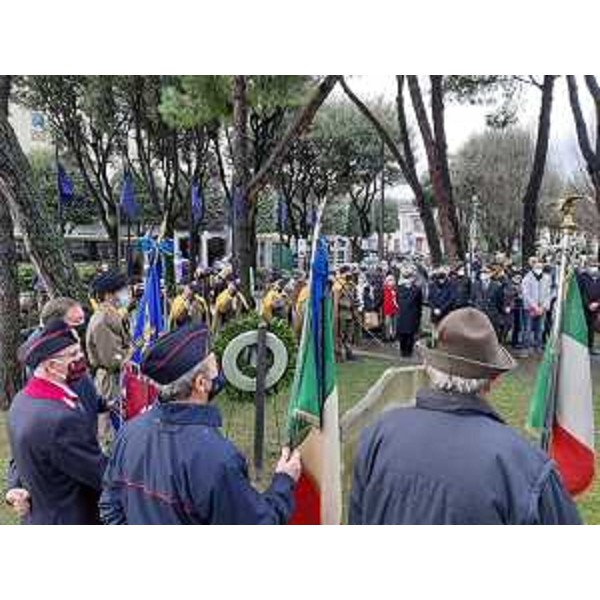 L'assessore regionale al Patrimonio Sebastiano Callari alla manifestazione per il Giorno del Ricordo a Monfalcone - L'assessore regionale al Patrimonio Sebastiano Callari alla manifestazione per il Giorno del Ricordo a Monfalcone