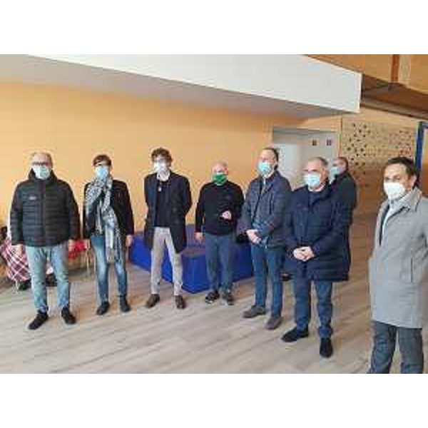 Una fase dell'incontro di oggi a Feletto Umberto nella sede della Fondazione Progetto autismo - Una fase dell'incontro di oggi a Feletto Umberto nella sede della Fondazione Progetto autismo