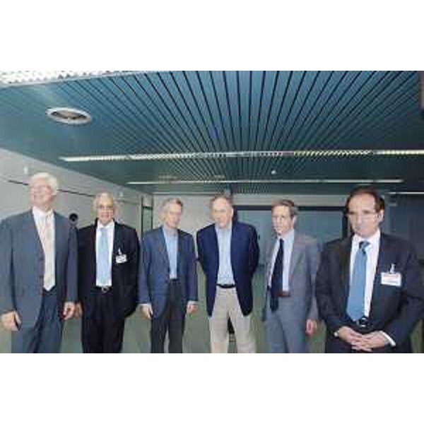 Robert Engle (Nobel Economia 2003), Giovanni Vescovo (Presidente Promostudio International Consultans), Riccardo Illy (Presidente Regione Friuli Venezia Giulia), Edward Prescott (Nobel Economia 2004), Eric Maskin (Nobel Economia 2007), Jean Paul Fitoussi (Institut d’Etudes Politiques de Paris) ai "Nobels Colloquia in Trieste", alla Stazione Marittima di Trieste. (Trieste 04/12/07)