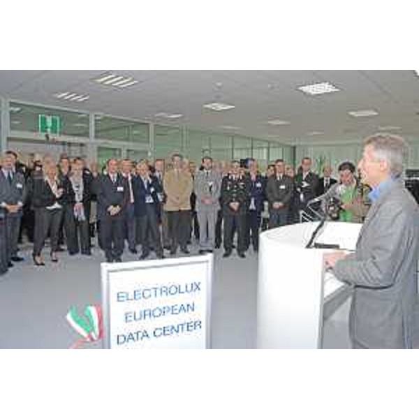 Riccardo Illy (Presidente Regione Friuli Venezia Giulia) interviene all'inaugurazione del Data Center europeo di Electrolux, a Pordenone. (Pordenone 05/12/07)