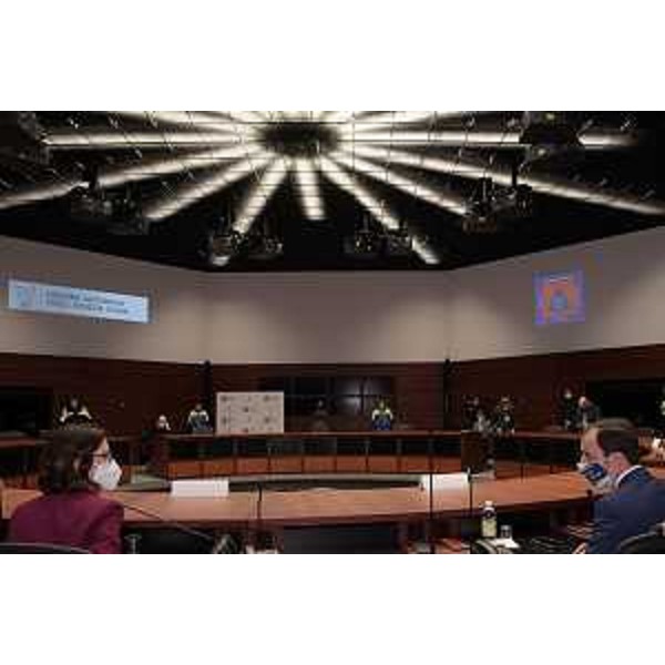 Il governatore del Friuli Venezia Giulia, Massimiliano Fedriga e il vicegovernatore con delega alla Salute, Riccardo Riccardi, assieme al Ministro per gli affari regionali e autonomie, Maristella Gelmini nel corso della sua visita in regione alla sede della Protezione civile regionale di Palmanova. - Il governatore del Friuli Venezia Giulia, Massimiliano Fedriga e il vicegovernatore con delega alla Salute, Riccardo Riccardi, assieme al Ministro per gli affari regionali e autonomie, Maristella Gelmini nel corso della sua visita in regione alla sede della Protezione civile regionale di Palmanova.