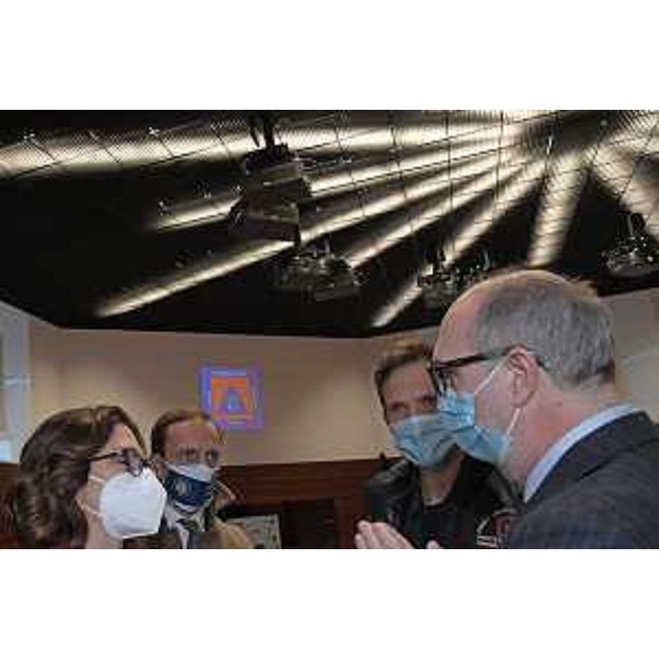 Il governatore del Friuli Venezia Giulia, Massimiliano Fedriga e il vicegovernatore con delega alla Salute, Riccardo Riccardi, assieme al Ministro per gli affari regionali e autonomie, Maristella Gelmini nel corso della sua visita in regione alla sede della Protezione civile regionale di Palmanova. - Il governatore del Friuli Venezia Giulia, Massimiliano Fedriga e il vicegovernatore con delega alla Salute, Riccardo Riccardi, assieme al Ministro per gli affari regionali e autonomie, Maristella Gelmini nel corso della sua visita in regione alla sede della Protezione civile regionale di Palmanova.