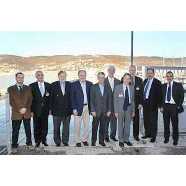 Riccardo Illy (Presidente Regione Friuli Venezia Giulia) con gli ospiti dei "Nobels Colloquia in Trieste" alla Stazione Marittima di Trieste. (Trieste 03/12/07)