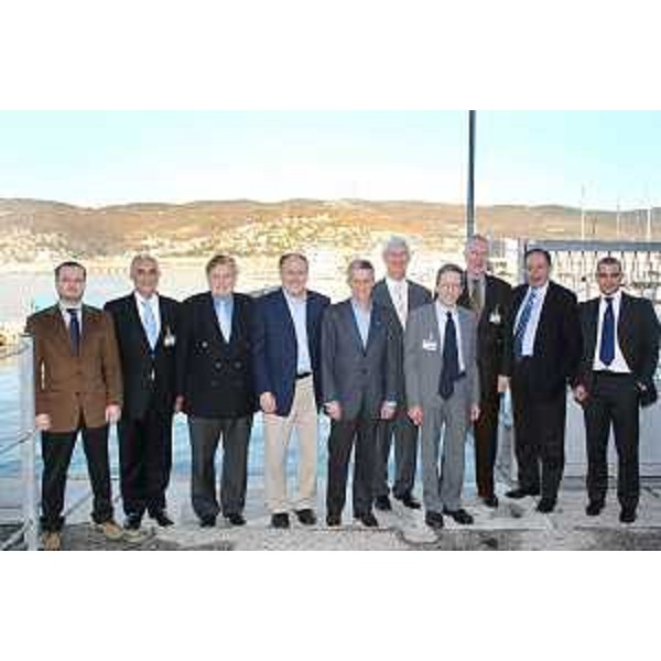 Riccardo Illy (Presidente Regione Friuli Venezia Giulia) con gli ospiti dei "Nobels Colloquia in Trieste" alla Stazione Marittima di Trieste. (Trieste 03/12/07)
