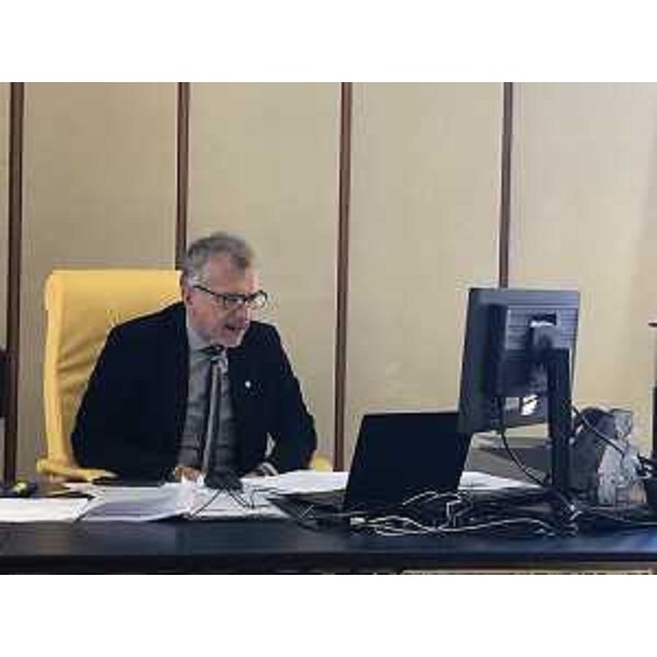 Il presidente del Cr Fvg, Piero Mauro Zanin, durante il suo intervento - Il presidente del Cr Fvg, Piero Mauro Zanin, durante il suo intervento