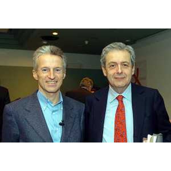 Riccardo Illy (Presidente Regione Friuli Venezia Giulia) e Renato Mannheimer (presidente dell'ISPO Limited) al convegno Bisogni & Opportunità (Udine, 10/03/05)