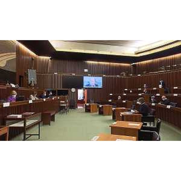 Una seduta della IV Commissione in Aula - Una seduta della IV Commissione in Aula