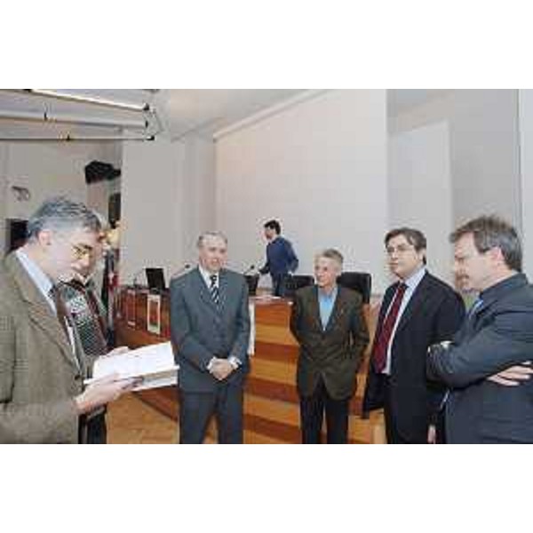 Riccardo Illy (Presidente Regione Friuli Venezia Giulia), Franco Del Campo (Presidente CoReCom), Giuseppe Battelli (Preside Scienza della Formazione-Università Trieste) e Francesco Peroni (Rettore Università Trieste) all'Università di Trieste. (Trieste 13/12/07)