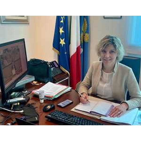 L'assessore regionale alle Finanze Barbara Zilli - L'assessore regionale alle Finanze Barbara Zilli