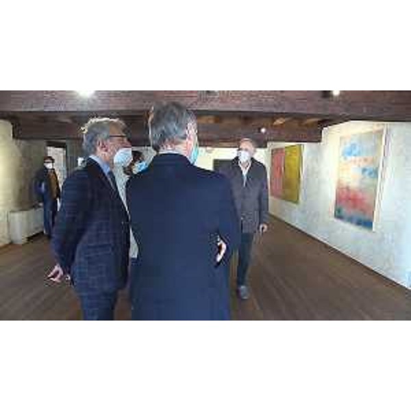 Il presidente Zanin all'inaugurazione della mostra a San Vito al Tagliamento, con il curatore, Angelo Bertani - Il presidente Zanin all'inaugurazione della mostra a San Vito al Tagliamento, con il curatore, Angelo Bertani