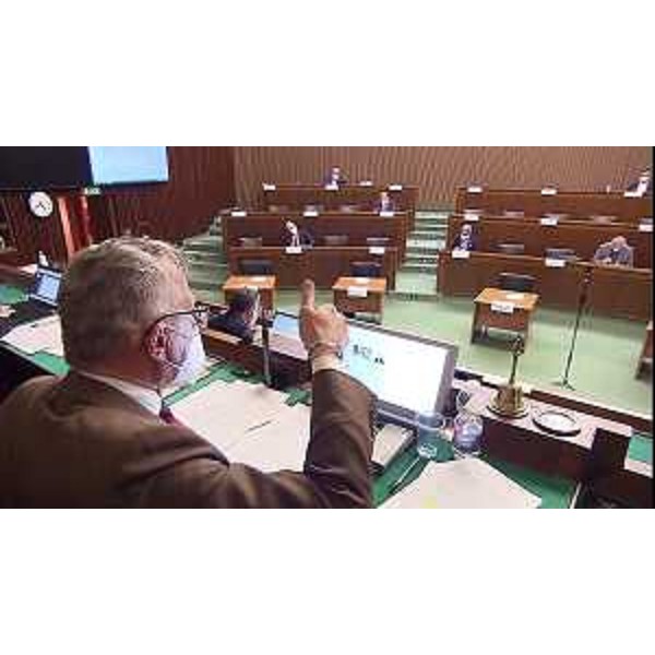 Il presidente del Cr Fvg, Piero Mauro Zanin, durante i lavori del Tavolo Terza Ripartenza - Il presidente del Cr Fvg, Piero Mauro Zanin, durante i lavori del Tavolo Terza Ripartenza