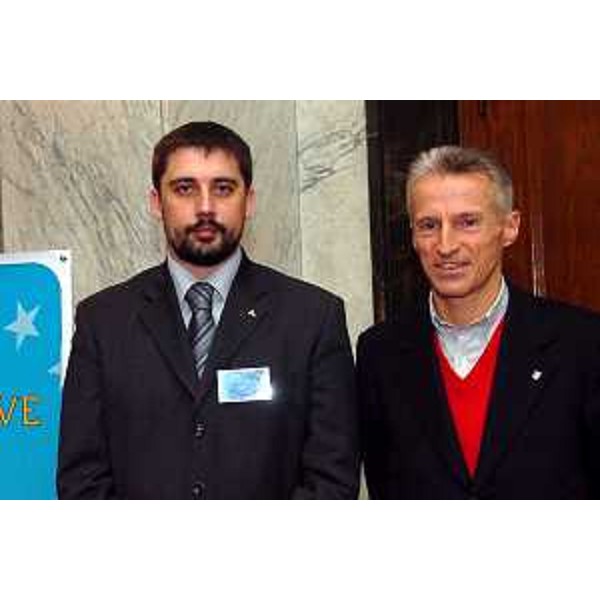 Riccardo Illy (Presidente Regione Friuli Venezia Giulia) con il Presidente del Parlamento di Vojvodina (Novi Sad, 02/03/05)