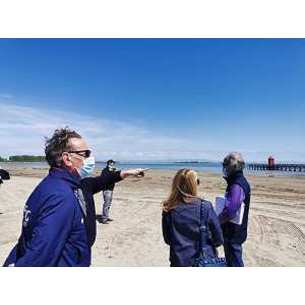 Sopralluogo sull'arenile lignanese dell'assessore regionale alla Difesa dell'ambiente Fabio Scoccimarro - Sopralluogo sull'arenile lignanese dell'assessore regionale alla Difesa dell'ambiente Fabio Scoccimarro 