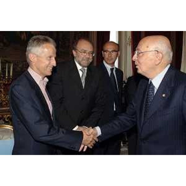 Il Presidente della Repubblica Giorgio Napolitano con Riccardo Illy (Presidente della Regione Friuli Venezia Giulia) in occasione del ricevimento al Quirinale dei presidenti delle Regioni Italiane (05/07/06) 