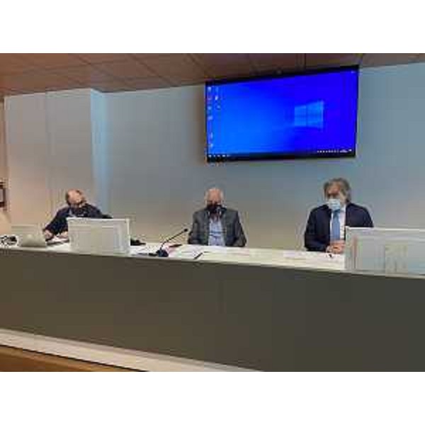 Una fase della conferenza stampa svoltasi oggi a Udine alla presenza dell'assessore regionale alle attività produttive Sergio Emidio Bini - Una fase della conferenza stampa svoltasi oggi a Udine alla presenza dell'assessore regionale alle attività produttive Sergio Emidio Bini