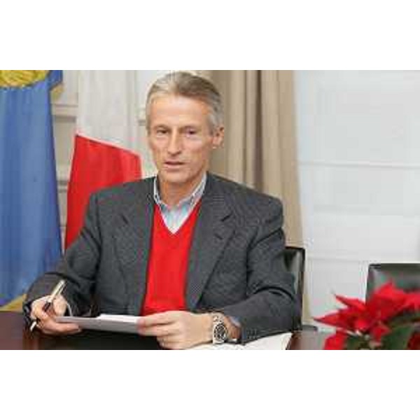 Riccardo Illy (Presidente ARE/Assemblea delle Regioni d'Europa e Presidente Friuli Venezia Giulia) al tavolo della firma del Protocollo "Insieme in Europa" a Bruxelles. (Bruxelles 17/12/07)