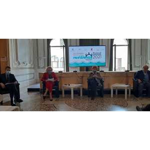 L'assessore regionale alla Cultura, Tiziana Gibelli, alla presentazione del Festival della Resilienza. di Pordenone. - L'assessore regionale alla Cultura, Tiziana Gibelli, alla presentazione del Festival della Resilienza. di Pordenone.
