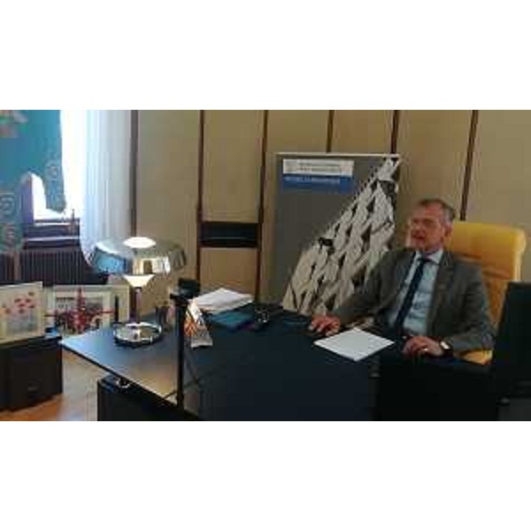 Il presidente del Cr Fvg, Piero Mauro Zanin, durante la videoconferenza di Studenti in Aula - Il presidente del Cr Fvg, Piero Mauro Zanin, durante la videoconferenza di Studenti in Aula