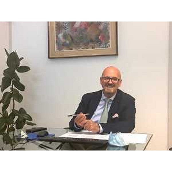 L'assessore ai Servizi informativi del Friuli Venezia Giulia Sebastiano Callari, vicecoordinatore vicario della Commissione per l'innovazione tecnologica e la digitalizzazione in seno alla Conferenza delle Regioni - L'assessore ai Servizi informativi del Friuli Venezia Giulia Sebastiano Callari, vicecoordinatore vicario della Commissione per l'innovazione tecnologica e la digitalizzazione in seno alla Conferenza delle Regioni