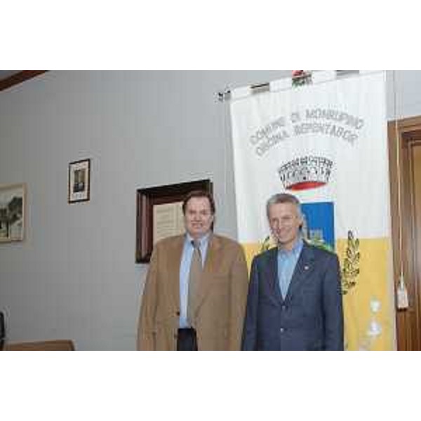 Riccardo Illy (Presidente Regione Friuli Venezia Giulia) e Alessio Krizman (Sindaco Monrupino). (Monrupino 10/01/08)