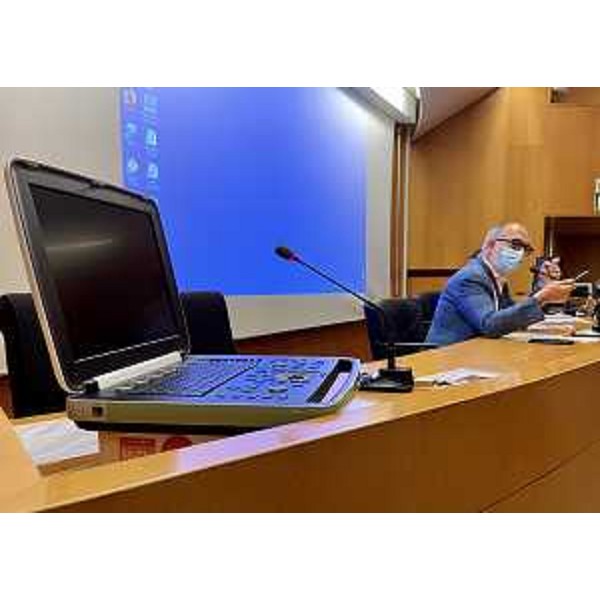 Uno degli ecografi donati dal Rotary di Coddroipo-Villa Manin all'Asufc, alla preenza del vicegovernatore della Regione Riccardo Riccardi - Uno degli ecografi donati dal Rotary di Coddroipo-Villa Manin all'Asufc, alla preenza del vicegovernatore della Regione Riccardo Riccardi