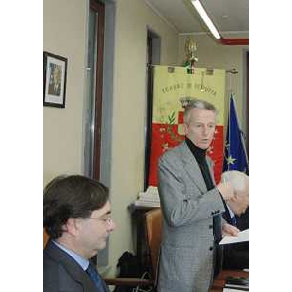 Riccardo Illy (Presidente Regione Friuli Venezia Giulia) ed Emilio Beltrame (Sindaco Resiutta) nel corso dei lavori della Giunta regionale riunita nel Comune di Resiutta. (Resiutta 11/01/08)