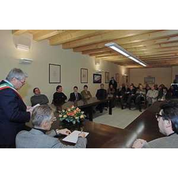 Riccardo Illy (Presidente Regione Friuli Venezia Giulia) incontra Marcellino Strizzolo (Sindaco Bicinicco), la giunta e i consiglieri comunali di Bicinicco. (Bicinicco 11/01/08)