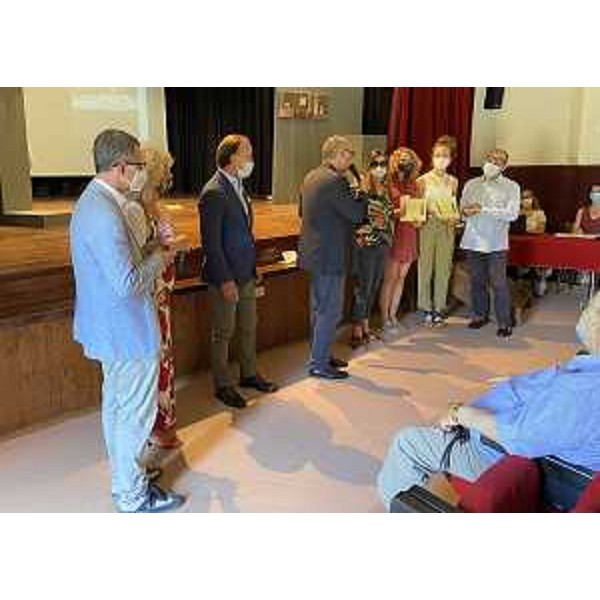 I due vincitori della borsa di studio messa in palio dall'imprenditore spilimberghese Pietro Ronzat - I due vincitori della borsa di studio messa in palio dall'imprenditore spilimberghese Pietro Ronzat