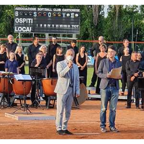 Il saluto del presidente del Consiglio regionale, Piero Mauro Zanin, durante la cerimonia di Castions di Strada - Il saluto del presidente del Consiglio regionale, Piero Mauro Zanin, durante la cerimonia di Castions di Strada