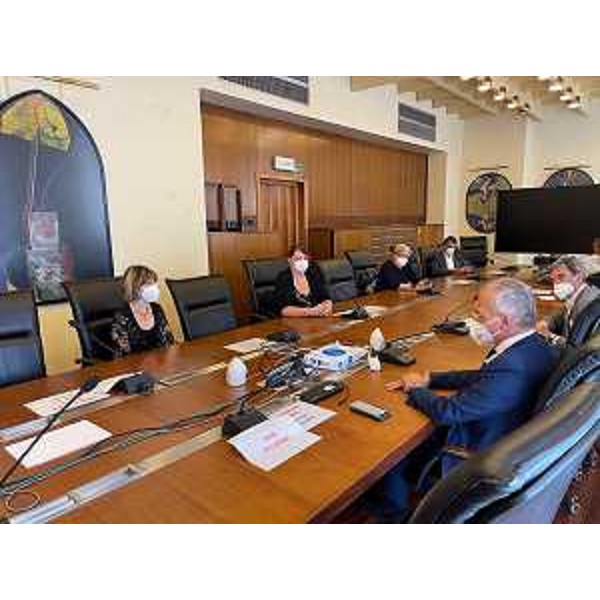 L'incontro odierno in sala Gialla con Tiziano Centis (Cittadini) al fianco del presidente del Cr Fvg, Piero Mauro Zanin - L'incontro odierno in sala Gialla con Tiziano Centis (Cittadini) al fianco del presidente del Cr Fvg, Piero Mauro Zanin