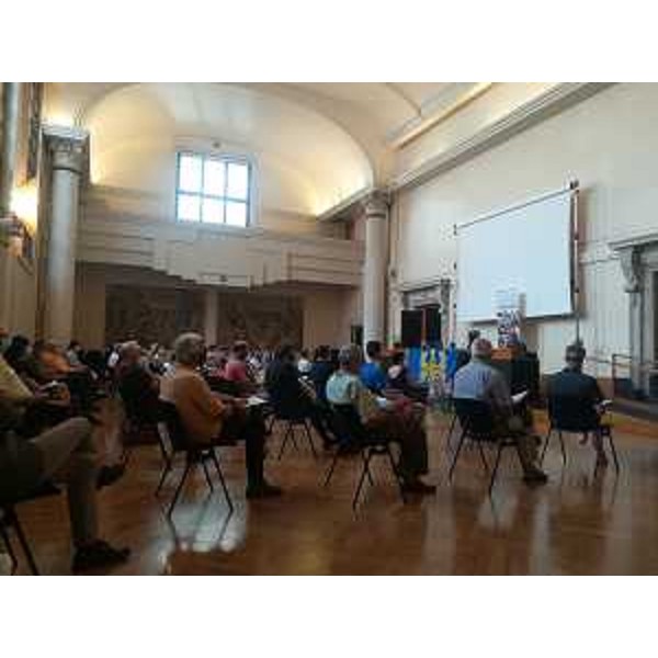 Un momento del dibattito a Udine - Un momento del dibattito a Udine