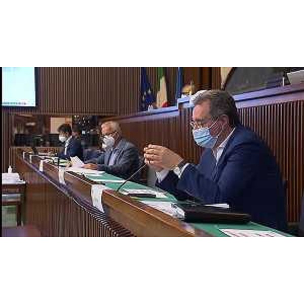 L'assessore regionale Graziano Pizzimenti con Giuseppe Sibau (Pr Fvg/Ar), presidente della VI Commissione - L'assessore regionale Graziano Pizzimenti con Giuseppe Sibau (Pr Fvg/Ar), presidente della VI Commissione 