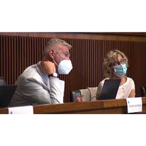 Il presidente della I Commissione consiliare, Alessandro Basso (FdI) con l'assessore regionale alle Finanze, Barbara Zilli - Il presidente della I Commissione consiliare, Alessandro Basso (FdI) con l'assessore regionale alle Finanze, Barbara Zilli