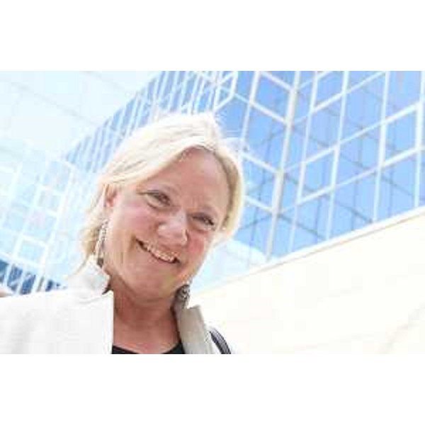 Nella foto la professoressa Elena DOrlando, presidente della Commissione Paritetica - Nella foto la professoressa Elena DOrlando, presidente della Commissione Paritetica