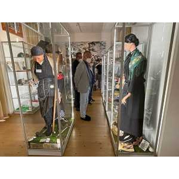 Un momento della vista del presidente del Cr Fvg,Piero Mauro Zanin, al museo della Grande guerra di Timau - Un momento della vista del presidente del Cr Fvg,Piero Mauro Zanin, al museo della Grande guerra di Timau