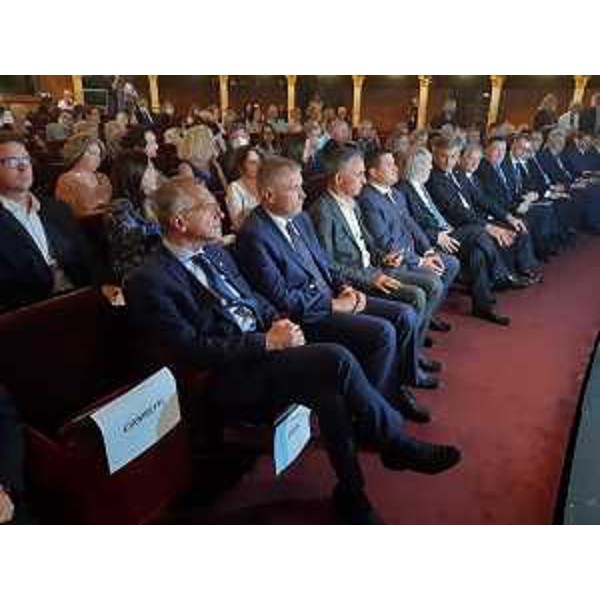 Il presidente Piero Mauro Zanina a Fiume, con i rappresentanti dei Governie dei Parlamnenti croato e sloveno - Il presidente Piero Mauro Zanina a Fiume, con i rappresentanti dei Governie dei Parlamnenti croato e sloveno