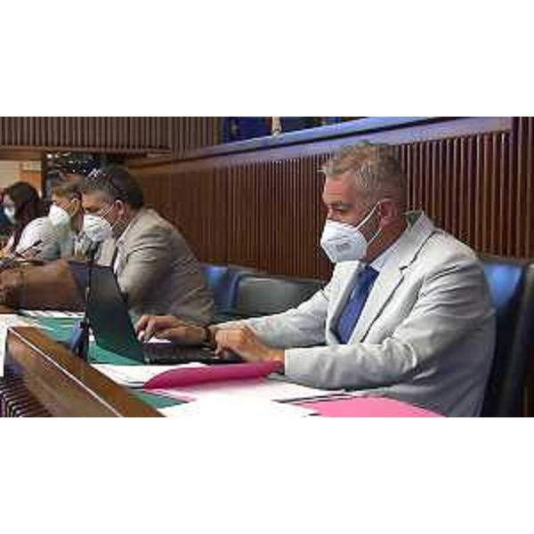 Il presidente della I Commissione, Alessandro Basso (FdI) con l'assessore Fvg alle Autonomie locali, Pierpaolo Roberti - Il presidente della I Commissione, Alessandro Basso (FdI) con l'assessore Fvg alle Autonomie locali, Pierpaolo Roberti