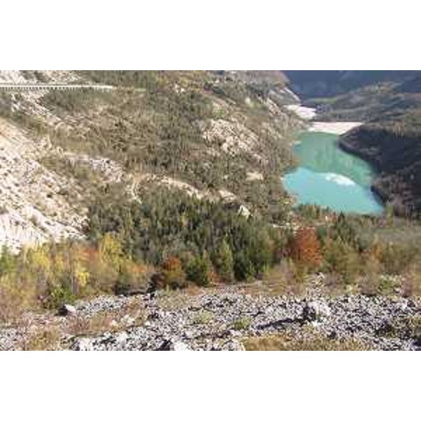 Erto e Casso (Pordenone): ciò che resta del Lago del Vajont, verso Erto. Foto: Archivio del Corpo forestale regionale - Marco Pradella