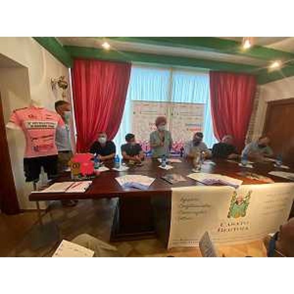 L'intgervento dell'assessore regionale allo Sport Tiziana Gibelli nel corso della presentazione della 26. edizione del Giro della Provincia di Pordenone - L'intgervento dell'assessore regionale allo Sport Tiziana Gibelli nel corso della presentazione della 26. edizione del Giro della Provincia di Pordenone