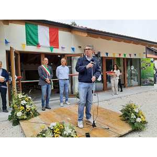 L'assessore alle Autonomie locali Pierpaolo Roberti all'inaugurazione sul Monte Prat a Forgaria - L'assessore alle Autonomie locali Pierpaolo Roberti all'inaugurazione sul Monte Prat a Forgaria