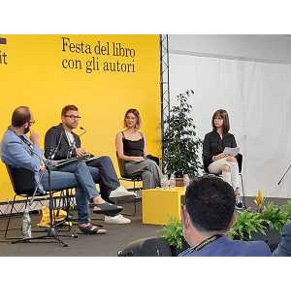 L'incontro con Paolo Giornato e i ragazzi del contest "La storia siamo noi" a Pordenonelegge - L'incontro con Paolo Giornato e i ragazzi del contest "La storia siamo noi" a Pordenonelegge