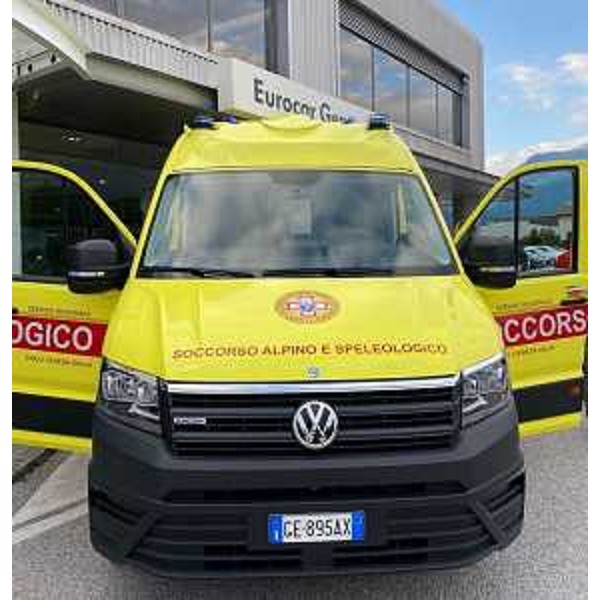 Il nuovo mezzo in dotazione al Soccorso alpino e speleologico - Il nuovo mezzo in dotazione al Soccorso alpino e speleologico