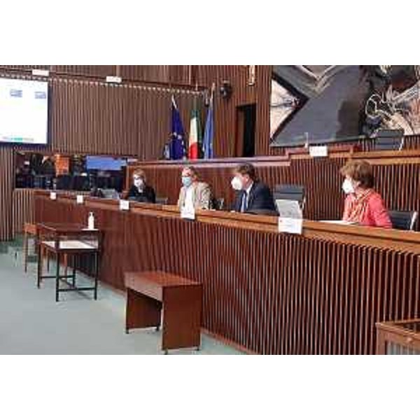 L'assessore regionale alle Risorse agroalimentari, Stefano Zannier, e il presidente della II Commissione consiliare, Alberto Budai (Lega) - L'assessore regionale alle Risorse agroalimentari, Stefano Zannier, e il presidente della II Commissione consiliare, Alberto Budai (Lega)