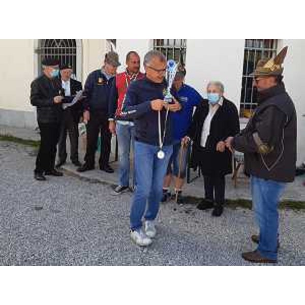 Il presidente del Consiglio regionale, Piero Mauro Zann, prende parte alle premiazioni del Trofeo Movm Renato Del Din - Il presidente del Consiglio regionale, Piero Mauro Zann, prende parte alle premiazioni del Trofeo Movm Renato Del Din