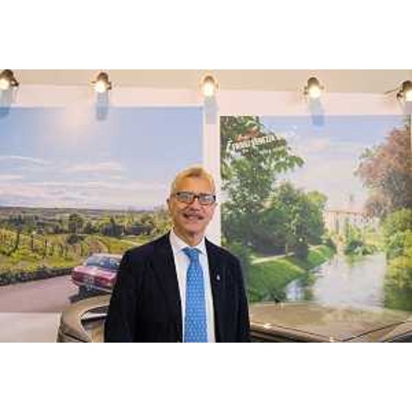 Il presidente del Cr Fvg, Piero Mauro Zanin, visita lo stand Fvg alla fiera di Padova - Il presidente del Cr Fvg, Piero Mauro Zanin, visita lo stand Fvg alla fiera di Padova
