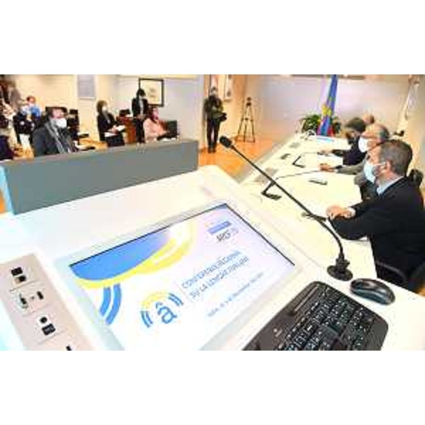 Una fase della conferenza stampa a Udine - Una fase della conferenza stampa a Udine